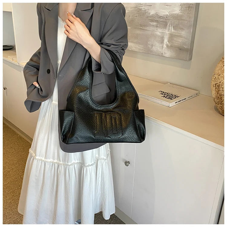 Luxury Women Bag 2025 New Armpit Handbags Women Shoulder Hobos Purse Top-Handle Bag Punk Cool Girls Shopping Packs Large Bolsas Master Coach HQ