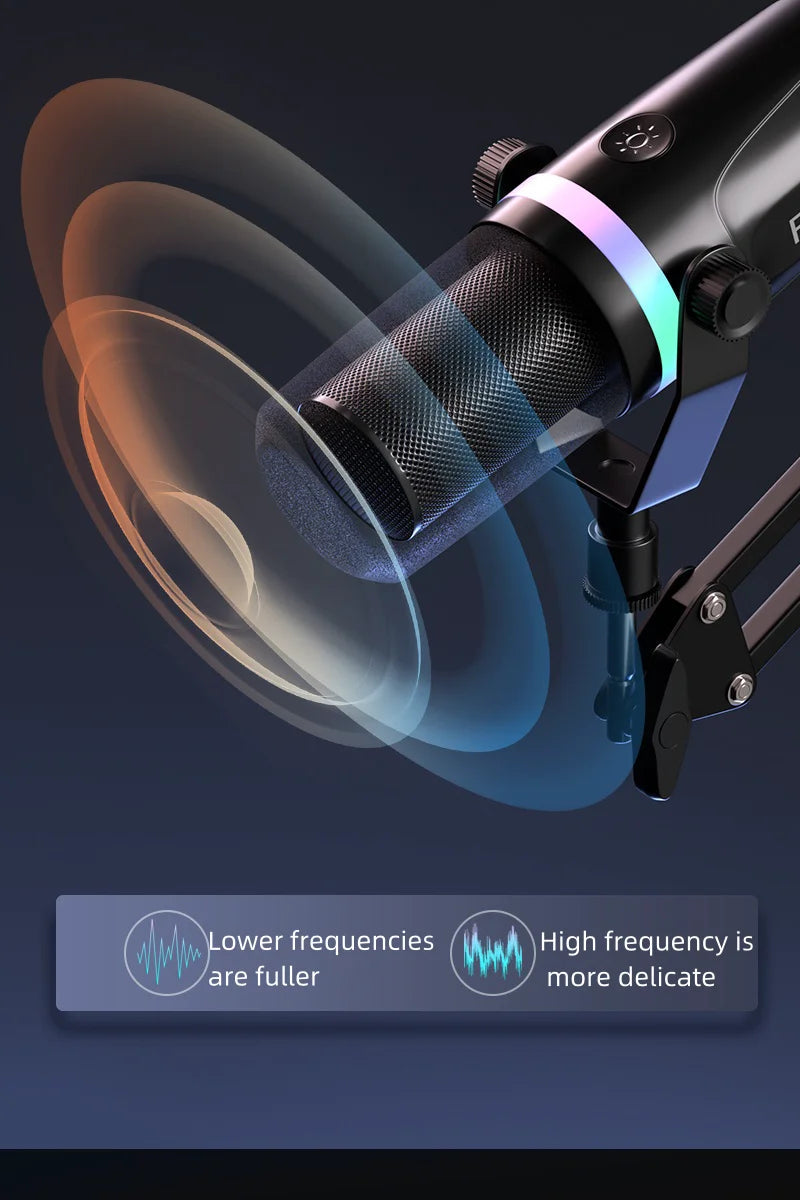 USB/XLR Dynamic Microphone With Built-in Headset Output & Sound Insulation,For Podcasts,Games, Live Broadcast Master Coach HQ