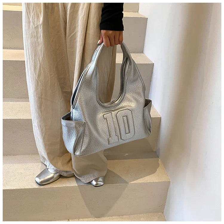 Luxury Women Bag 2025 New Armpit Handbags Women Shoulder Hobos Purse Top-Handle Bag Punk Cool Girls Shopping Packs Large Bolsas Master Coach HQ